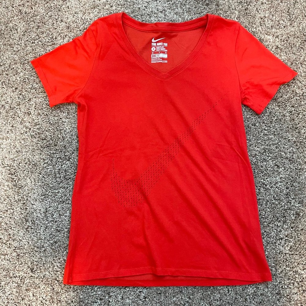 Nike Dri-Fit Athletic Cut T-shirt - Orange - Women's Medium